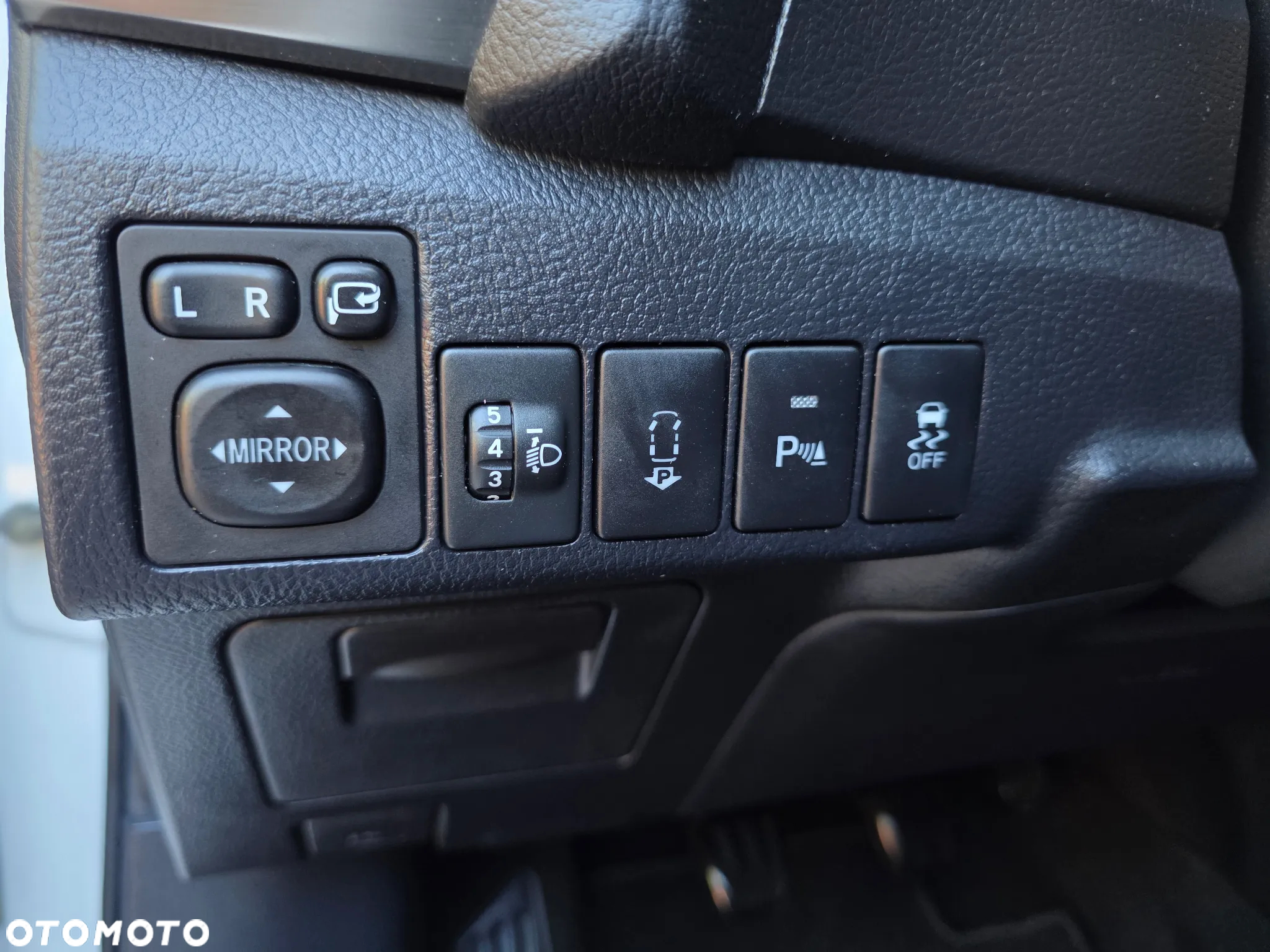 Toyota Auris 1.6 Valvematic START Edition - 17
