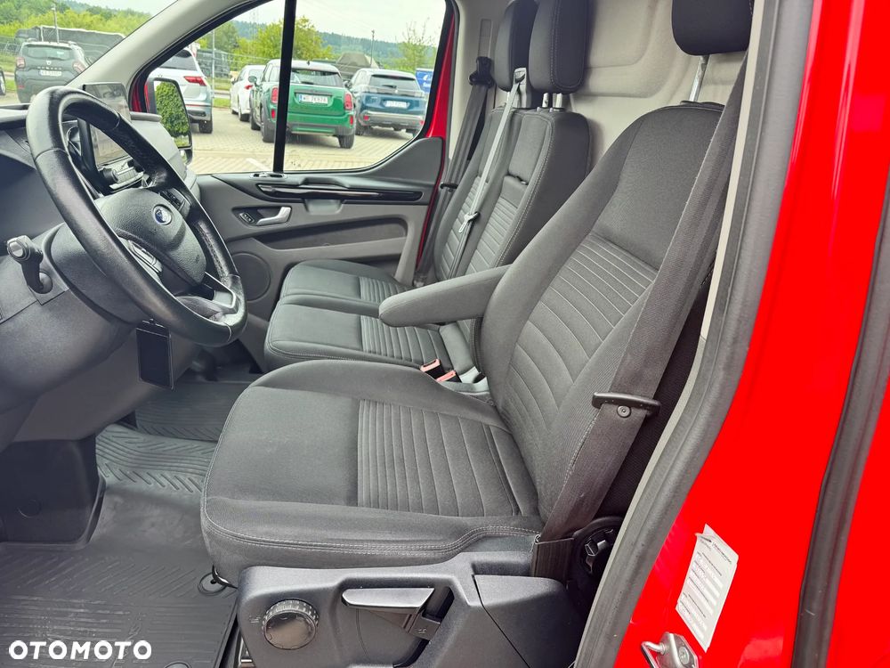 Ford Transit Custom - 13