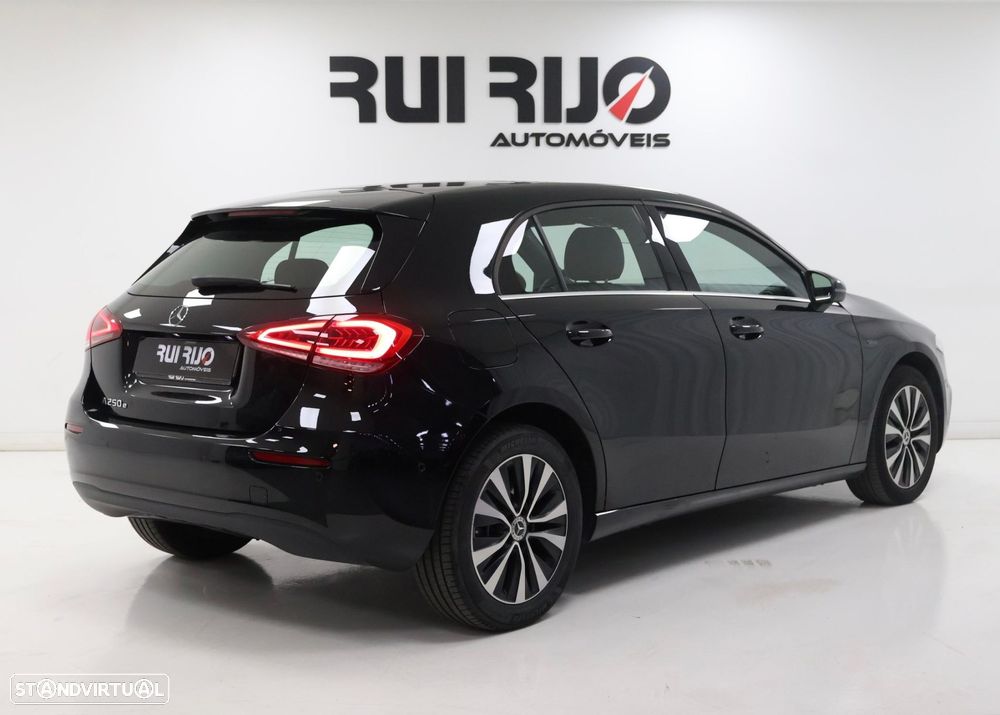 Mercedes-Benz A 250 - 3