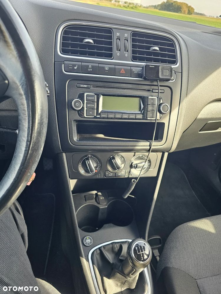 Volkswagen Polo - 17