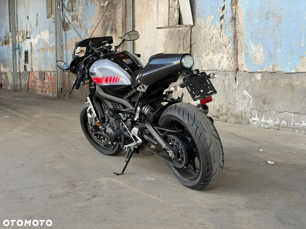 Yamaha XSR - 8