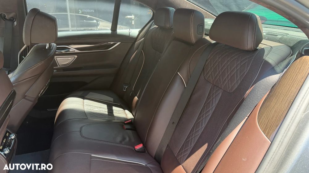 BMW Seria 7 750d xDrive - 21