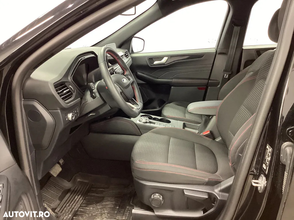 Ford Kuga - 4