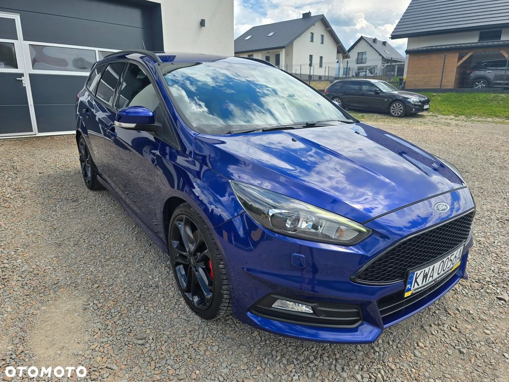 Ford Focus - 11