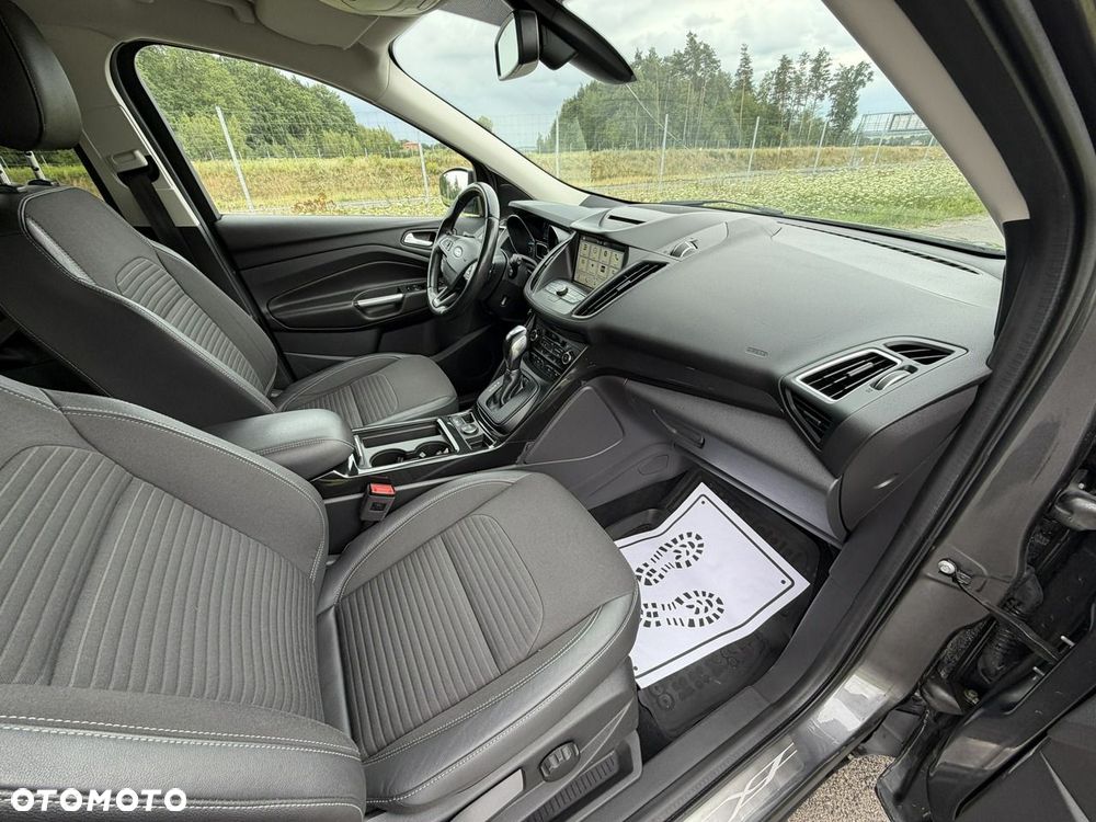 Ford Kuga - 9
