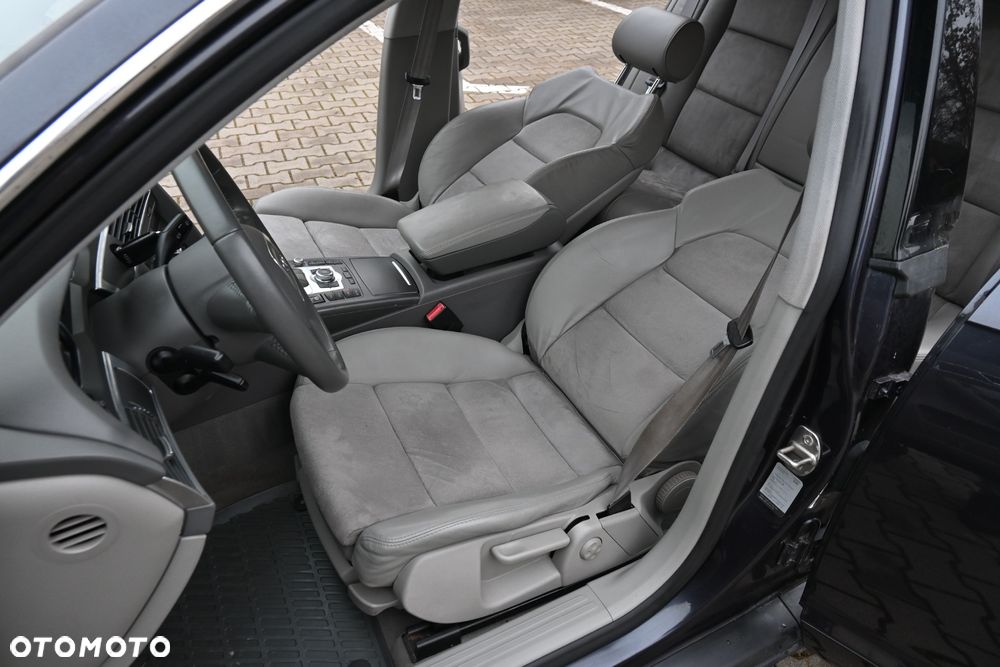 Audi A6 Limousine 3.2 FSI Quattro Tiptronic - 34