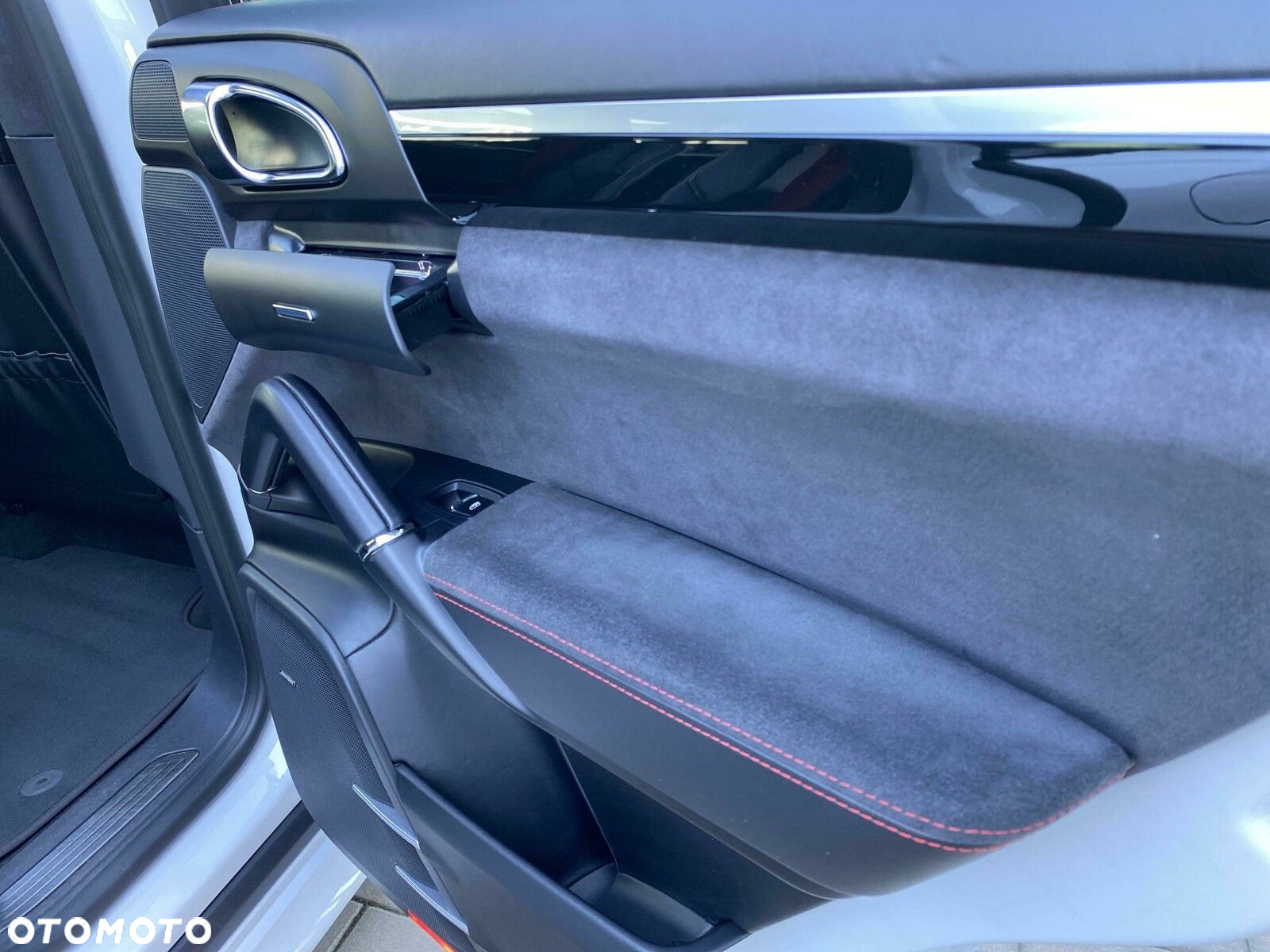Porsche Cayenne GTS - 25