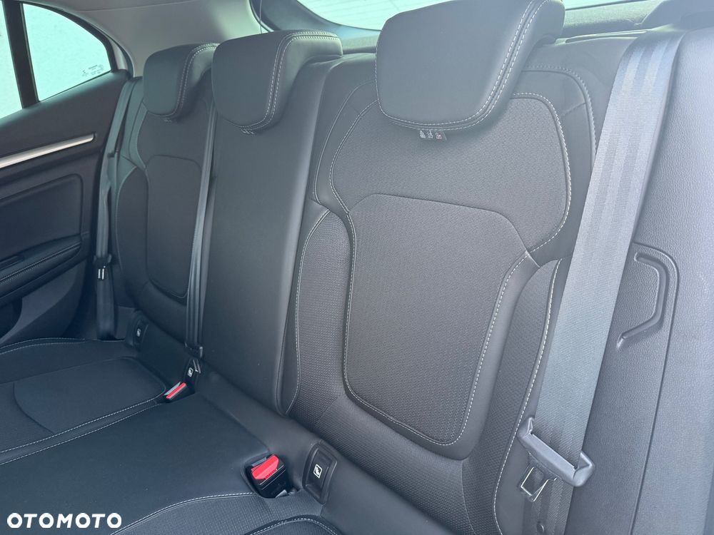 Renault Megane 1.3 TCe FAP Intens - 28