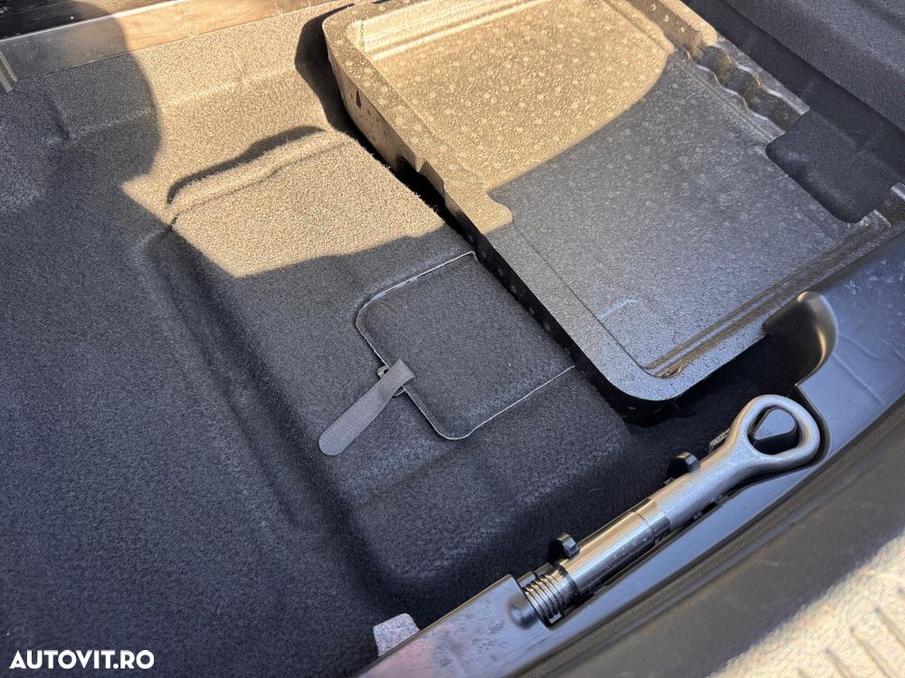 Mercedes-Benz E 200 MHEV Aut. - 40