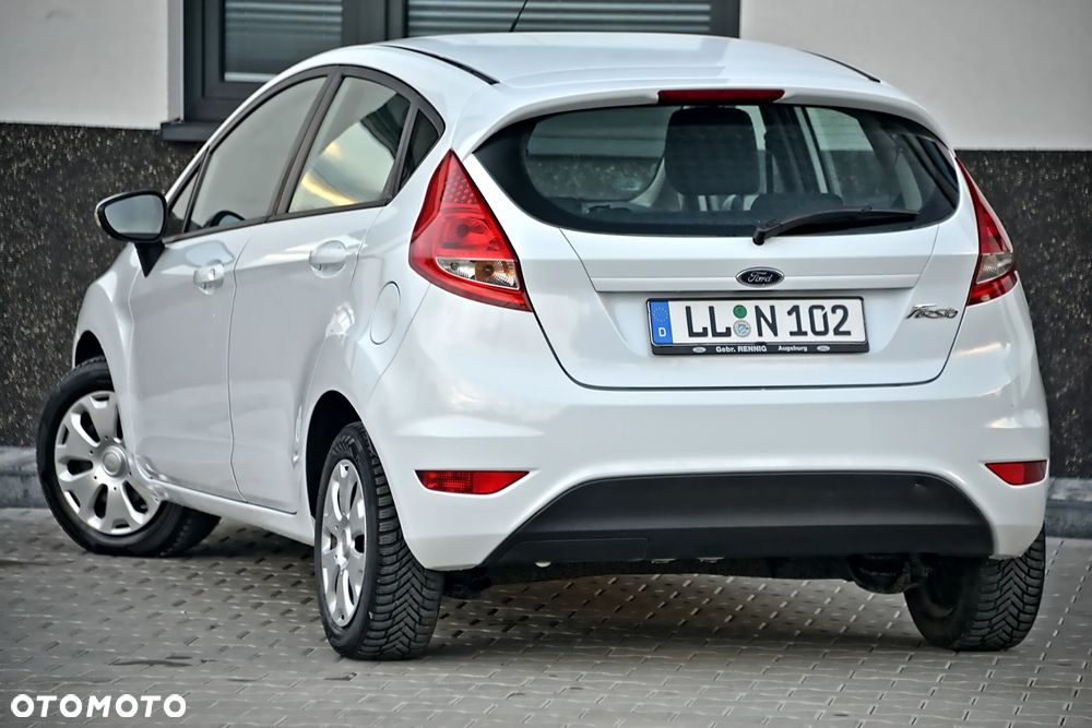 Ford Fiesta 1.25 Ambiente - 17