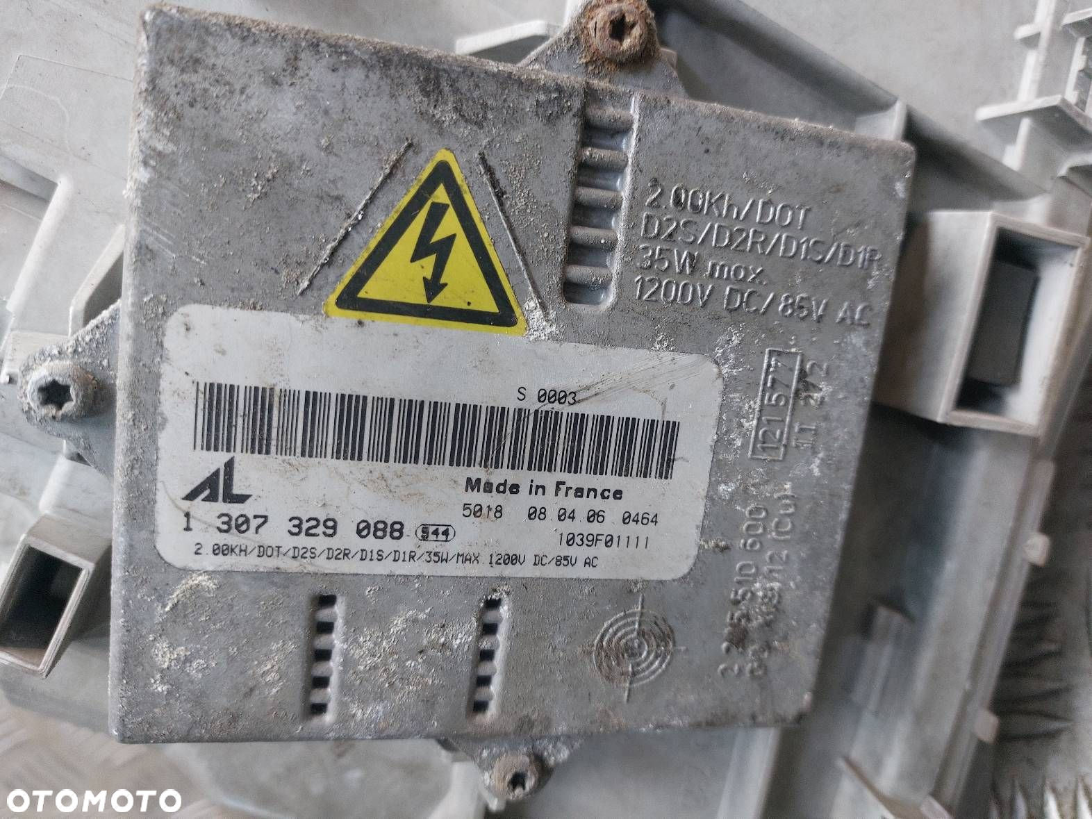 LAMPA PRAWY PRZÓD MERCEDES-BENZ W203 C180 2038201859 1307329088 - 5