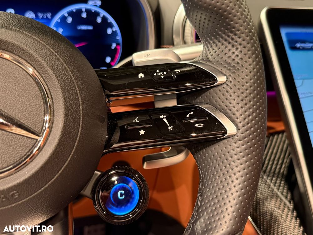 Mercedes-Benz SL 63 AMG 4Matic+ - 14