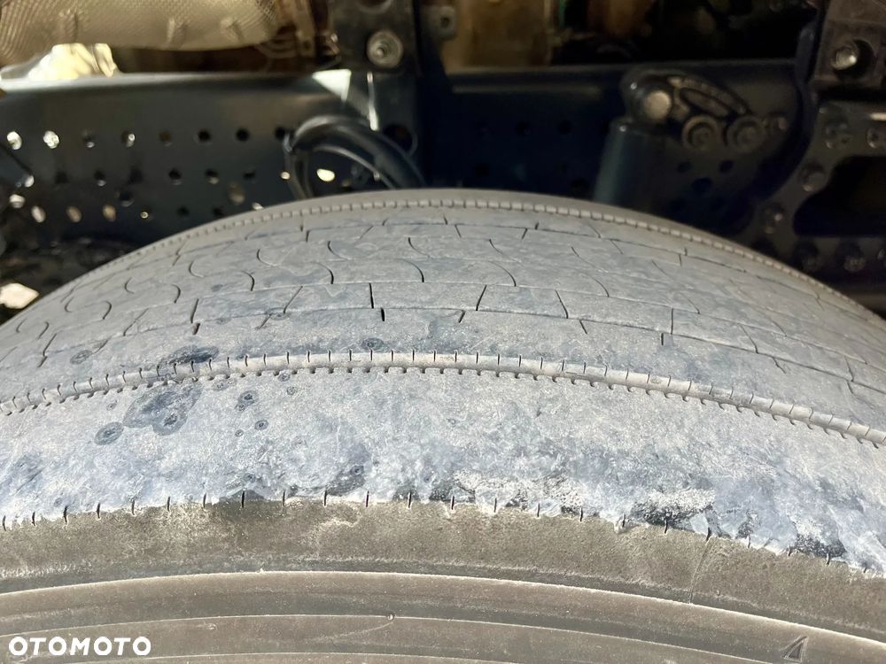 Mercedes-Benz Actros - 18