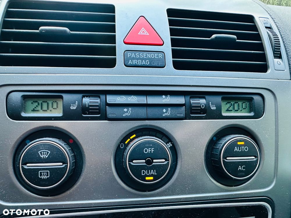 Volkswagen Touran - 7
