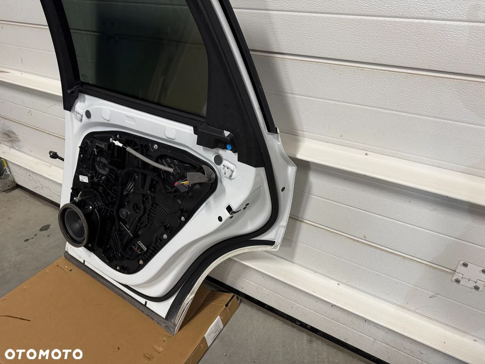 VOLVO XC60 II DRZWI PRAWE PRZÓD TYŁ 707 - 9