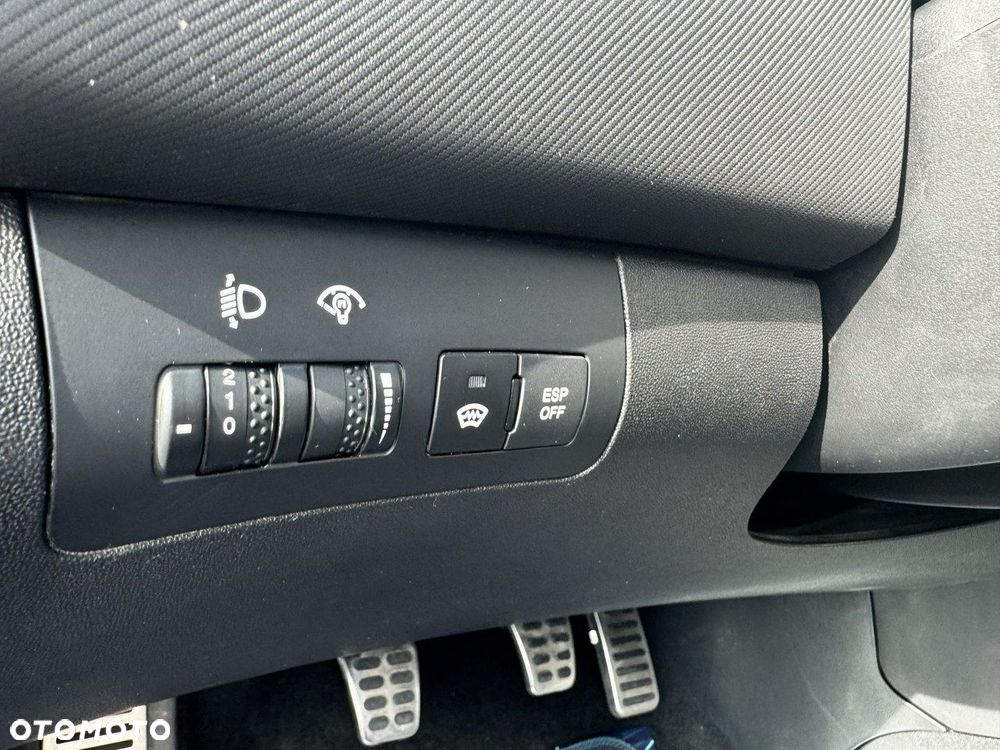 Kia Ceed - 19