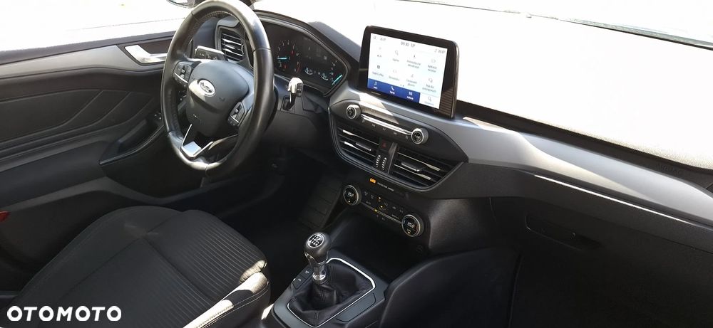 Ford Focus 1.0 EcoBoost mHEV Titanium - 19