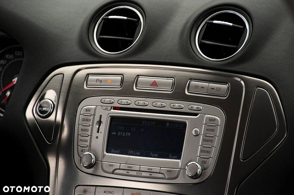 Ford Mondeo 2.0 TDCi Business Edition - 23