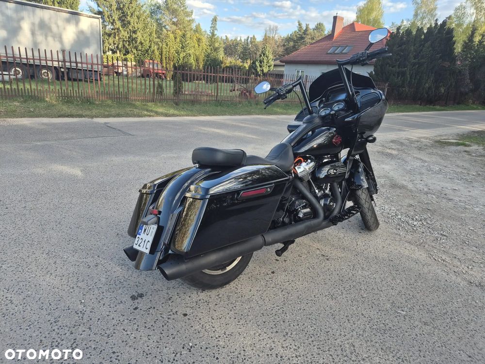 Harley-Davidson Touring Road Glide - 15