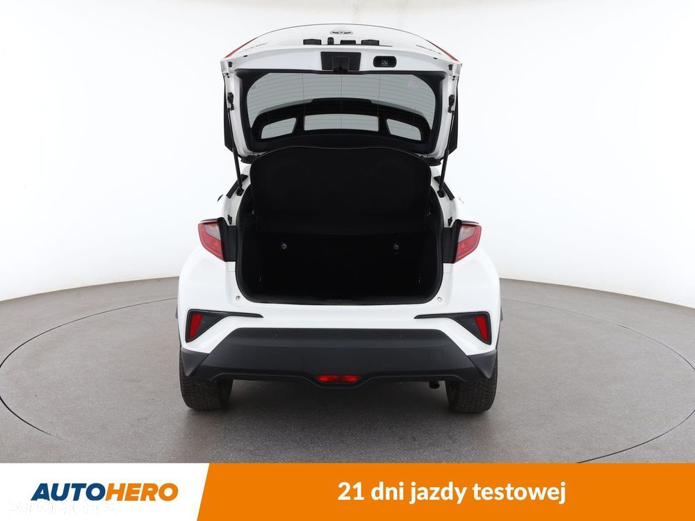 Toyota C-HR - 16