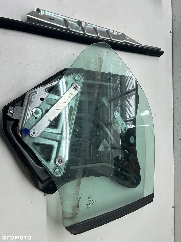 Saab 93 Cabrio podnośnik szyby prawy tył szyba prawa 04-11 - 1