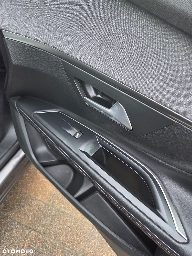 Peugeot 5008 2.0 BlueHDI Crossway S&S EAT8 - 29