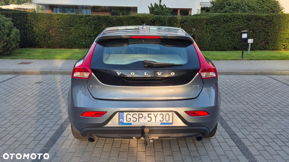 Volvo V40 T3 Drive-E Momentum - 39