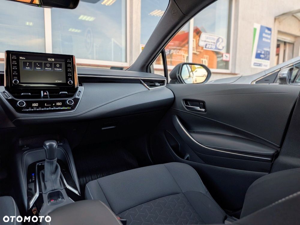 Toyota Corolla - 15