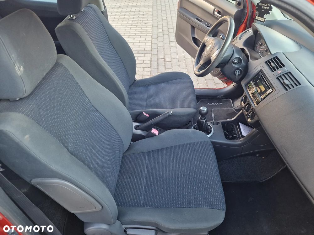 Suzuki Swift 1.3 Club - 13