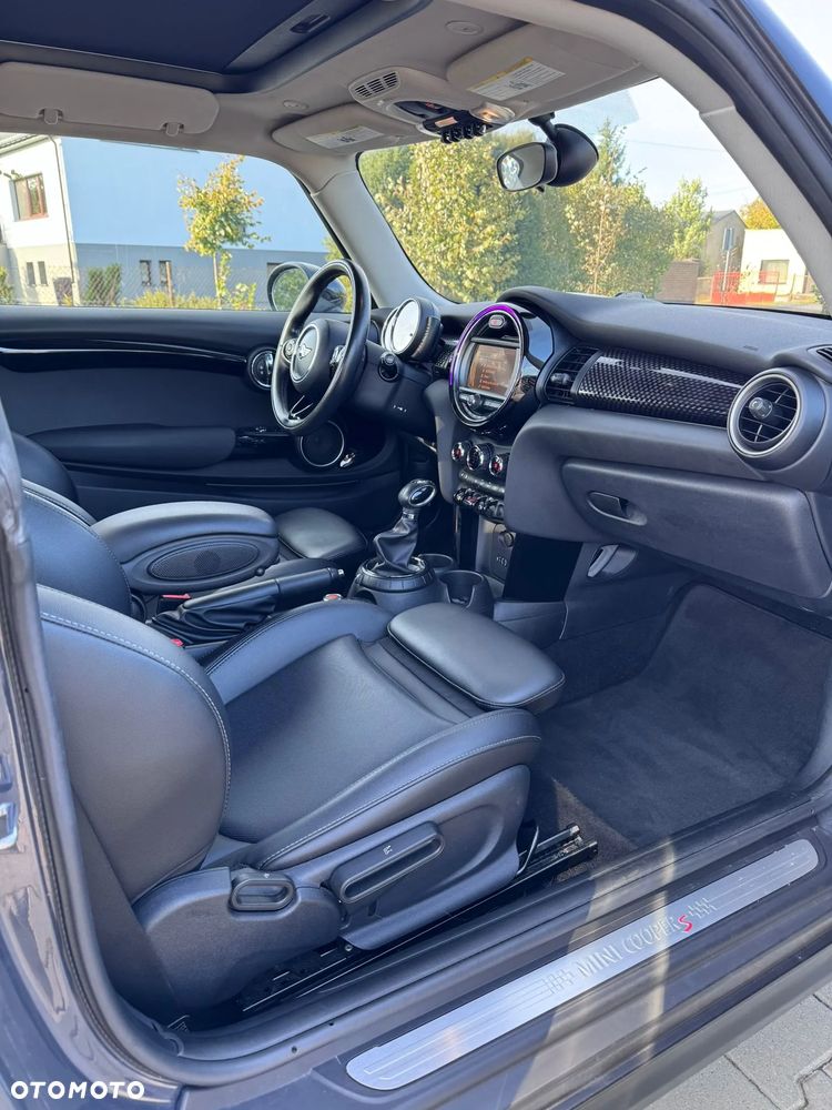 MINI Cooper S Sport-Aut - 16
