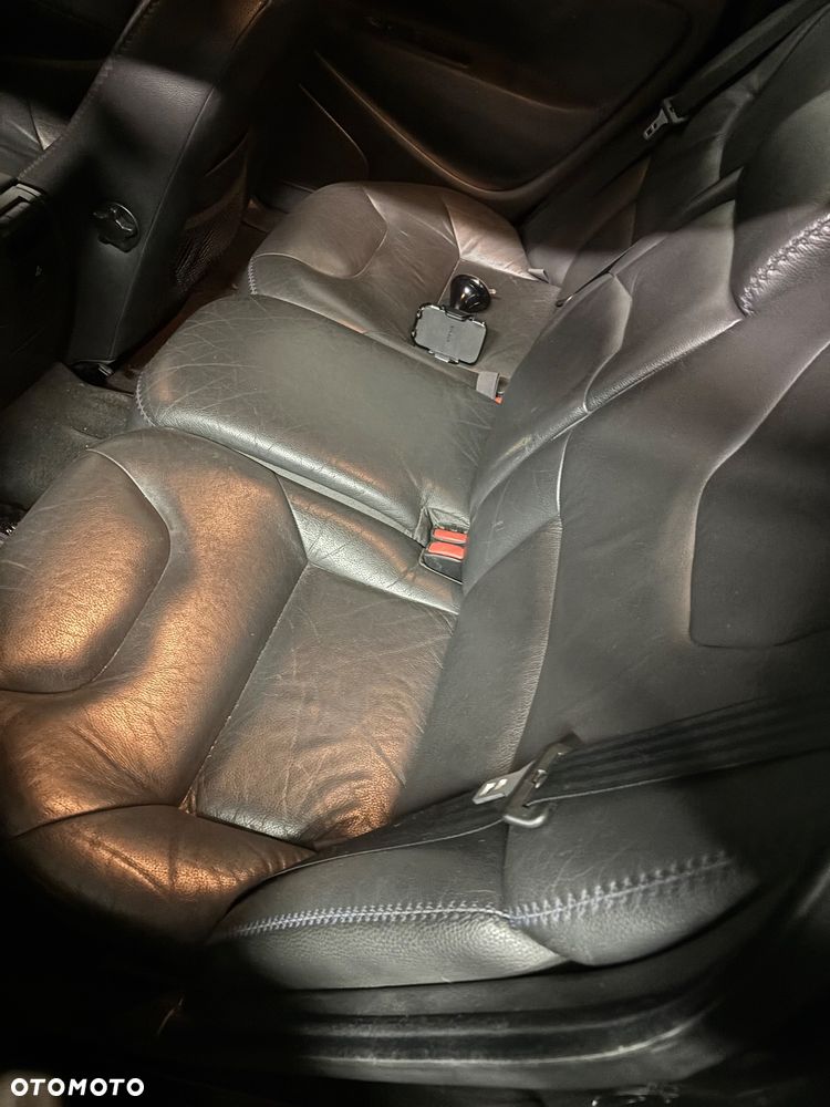 Volvo XC 70 AWD Momentum - 3