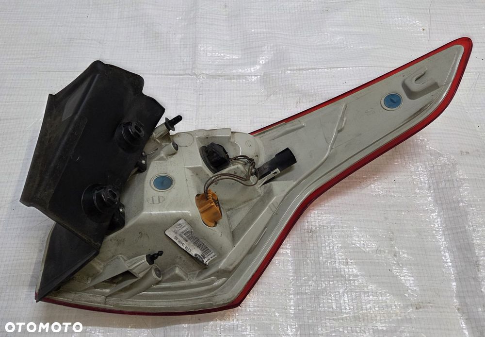 LAMPA TYLNA LEWA W BŁOTNIK FORD KUGA MK2  CV4413405AG - 7