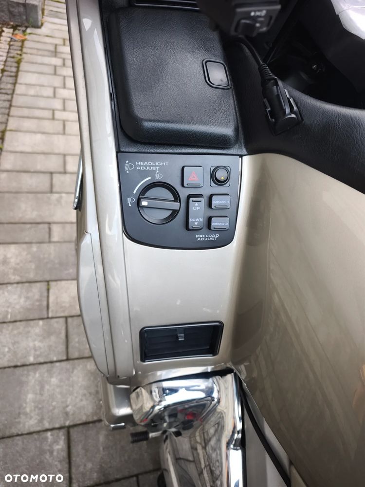 Honda GL - 15