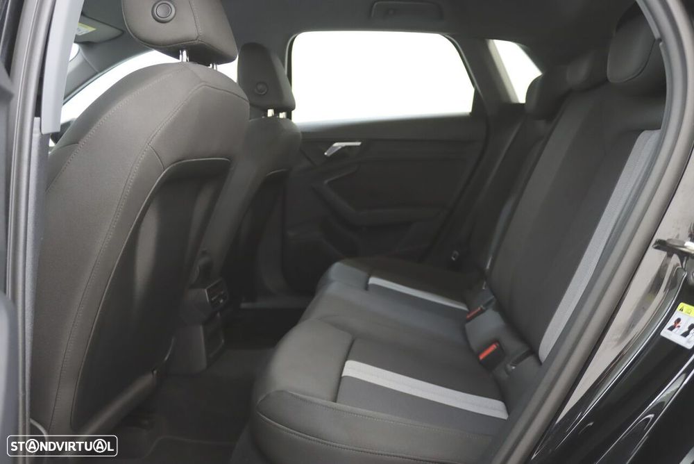 Audi A3 Sportback 30 TDI S line S tronic - 8