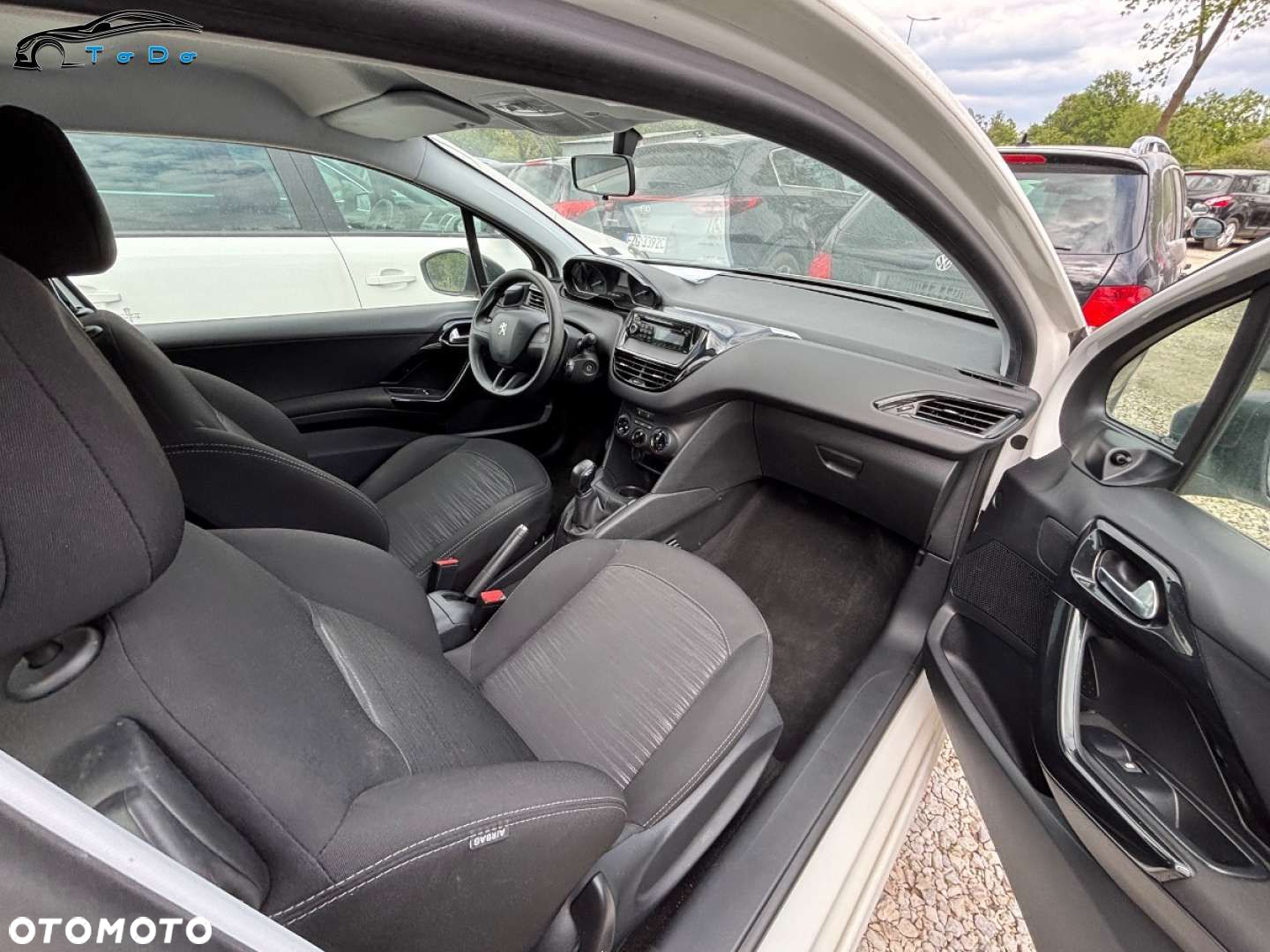Peugeot 208 1.0 VTi/PureTech Access - 24