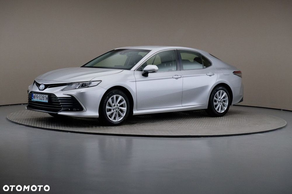 Toyota Camry 2.5 Hybrid Comfort CVT - 1