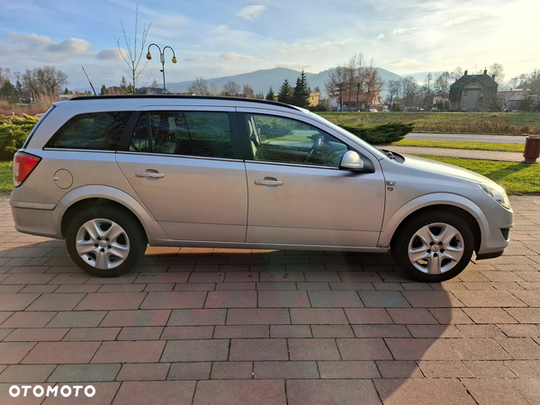 Opel Astra 1.7 CDTI Caravan DPF Edition