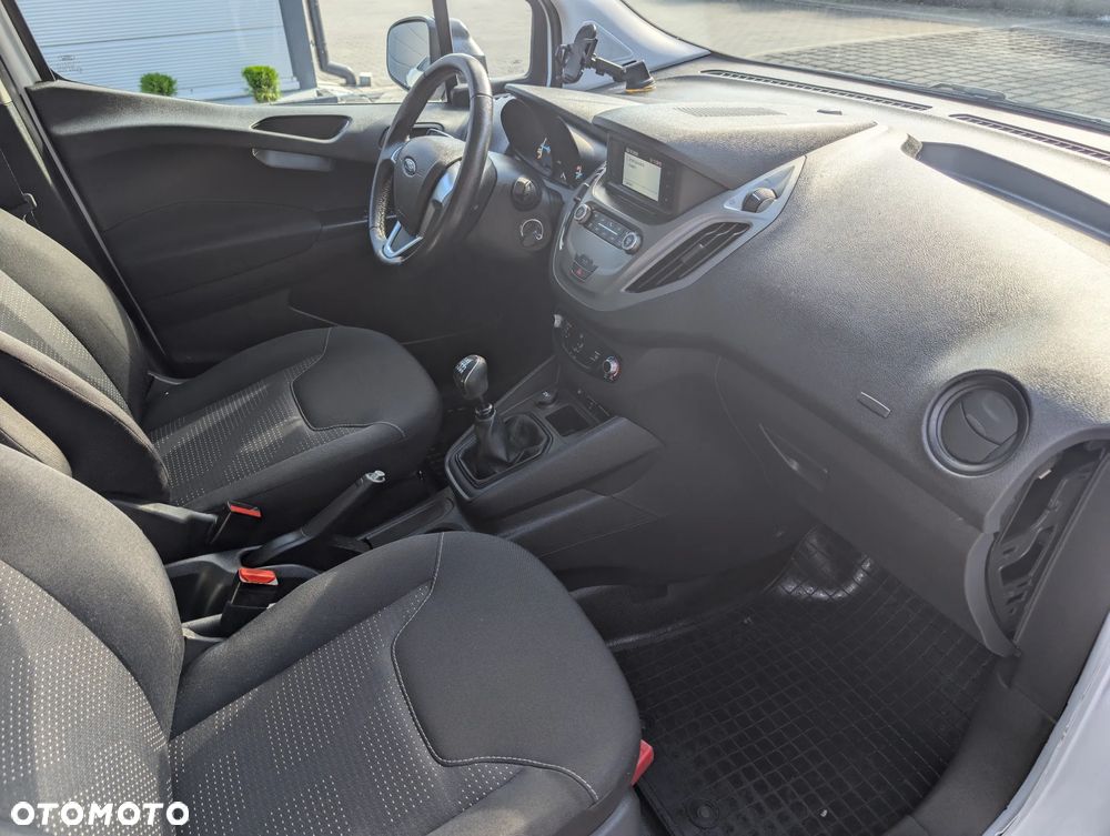 Ford Transit Courier - 5