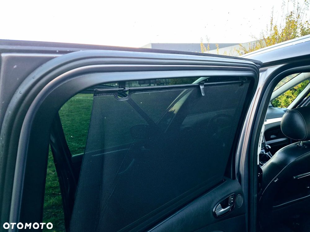 Ford Galaxy 2.0 TDCi Platinium X (Titanium) - 22