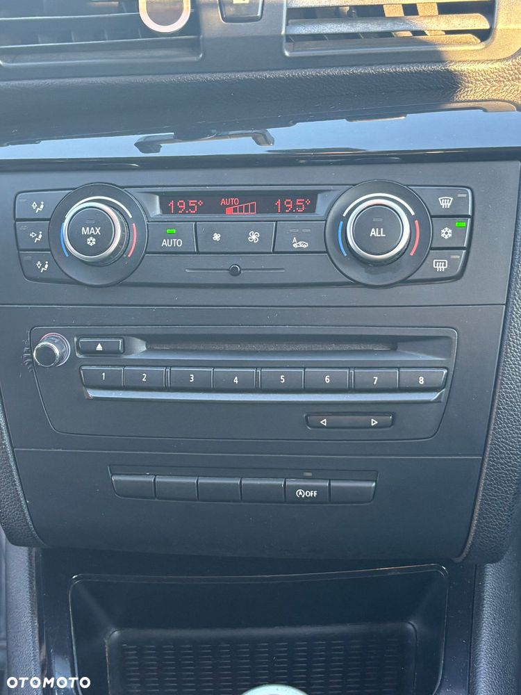 BMW Seria 1 116d - 17