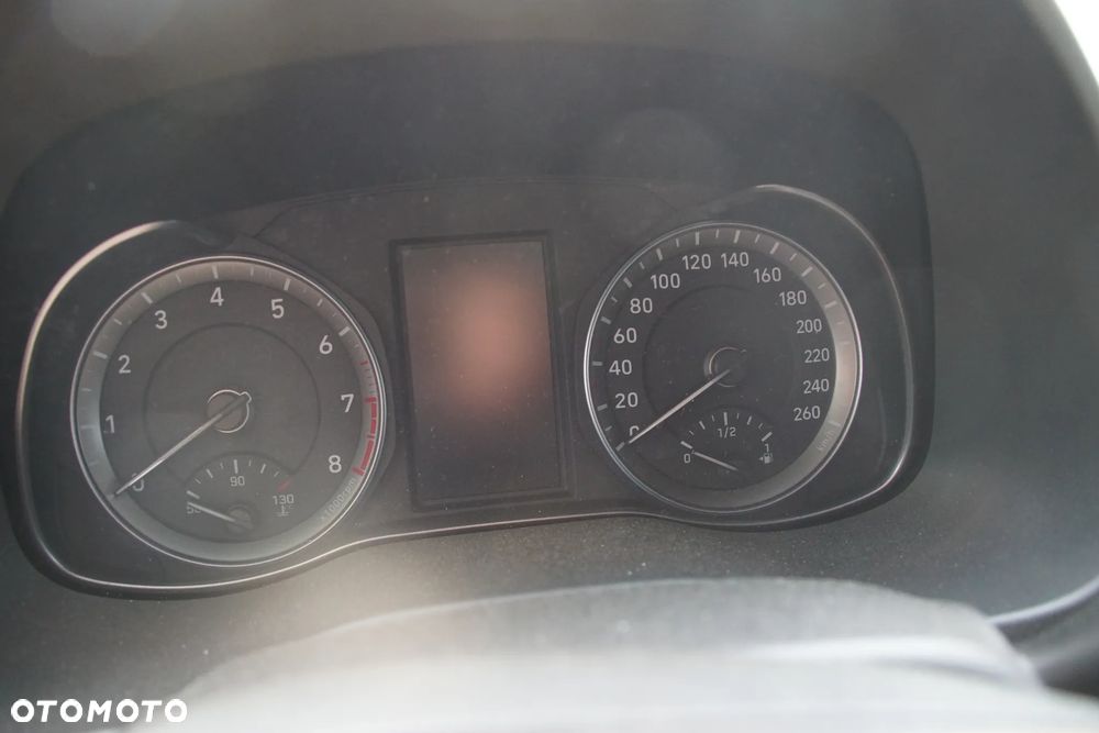 Auto na części - Hyundai Kona I 1.6 T-GDI 177 KM G4FJ D7UF1 YG7 2019R Silnik Skrzynia Drzwi Maska Błotnik Zderzak Klapa Lampa Lusterko Klamka Szyba Deska Kokpit Sterownik Moduł Czujnik Licznik Wyświetlacz Panel Kierownica - 10