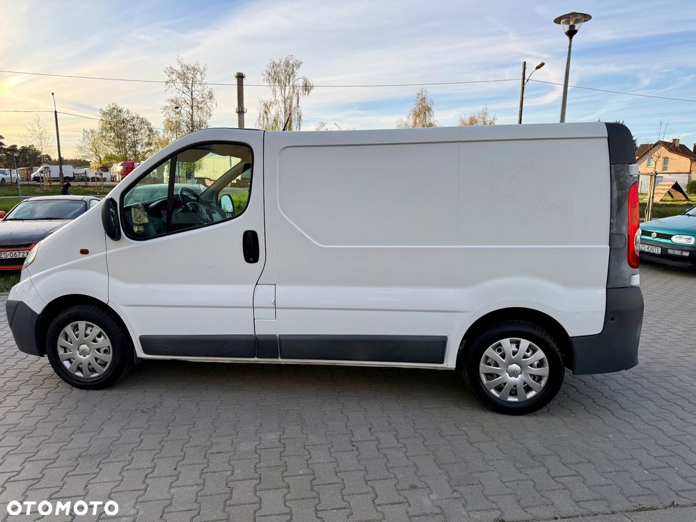 Opel Vivaro - 12