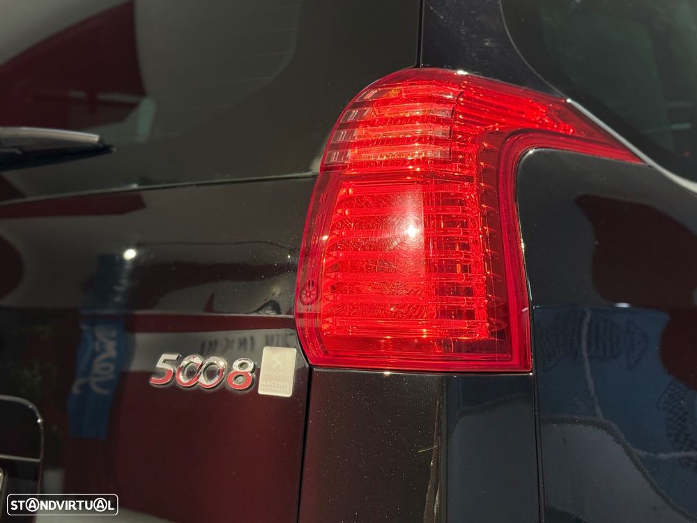 Peugeot 5008 2.0 HDi 7L Allure - 7
