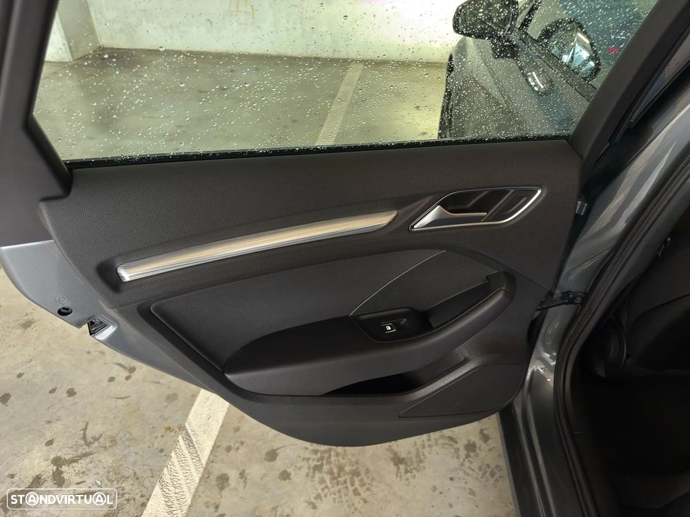 Audi A3 Sportback 1.6 TDI Sport S tronic - 18