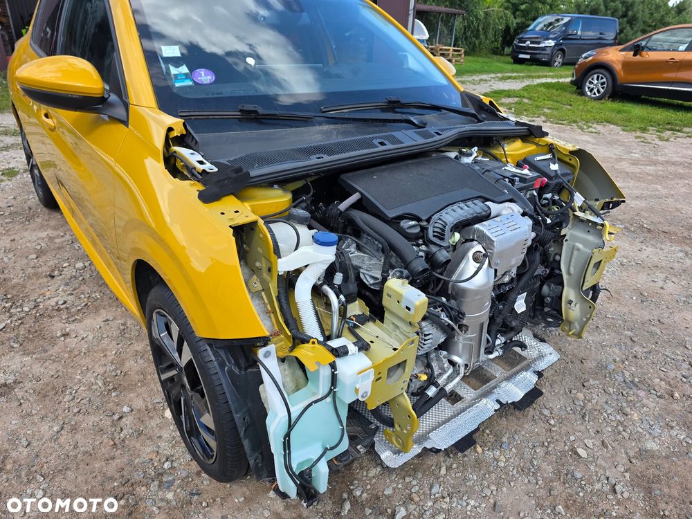 Peugeot 208 PureTech 100 EAT8 Allure - 8