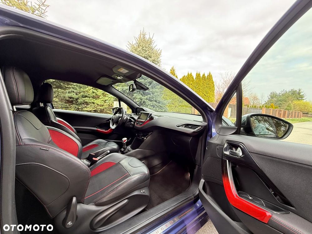 Peugeot 208 GTI 200 THP - 25