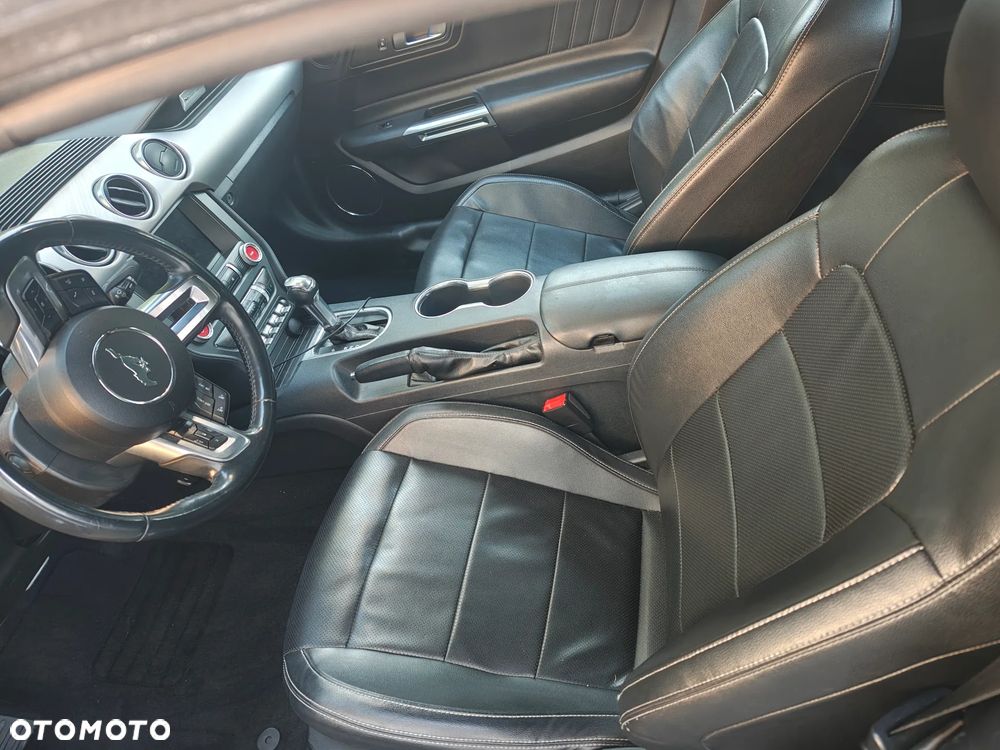 Ford Mustang 2.3 EcoBoost - 8