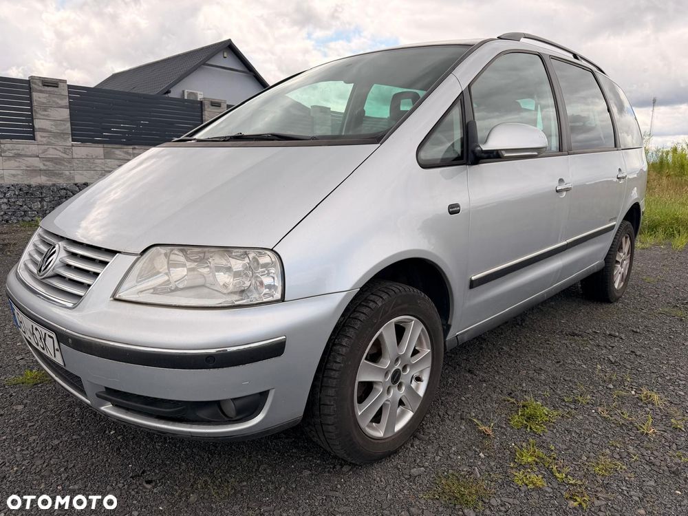 Volkswagen Sharan 2.0 TDI Highline - 1