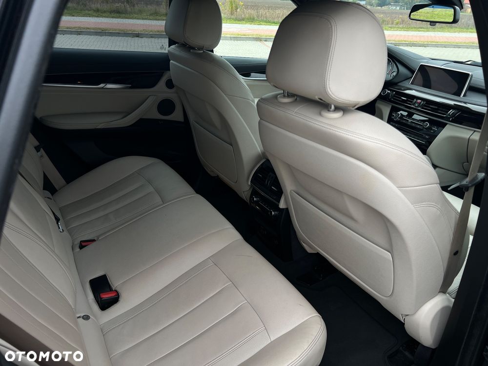 BMW X6 M50d - 24