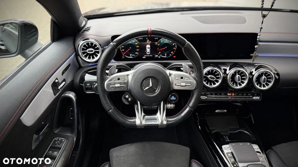 Mercedes-Benz CLA - 8